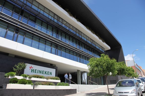 HEINEKEN compra distell y namibia