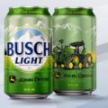 john deere busch light se unen para una lata de edicion limitada