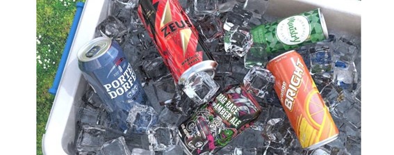 las latas de bebidas lienzo de las mil caras