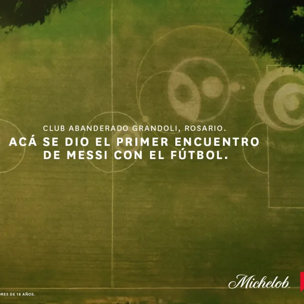 Lionel Messi wird von Michelob ULTRA mit der Einführung einer speziellen Dose zu seinen Ehren geehrt.